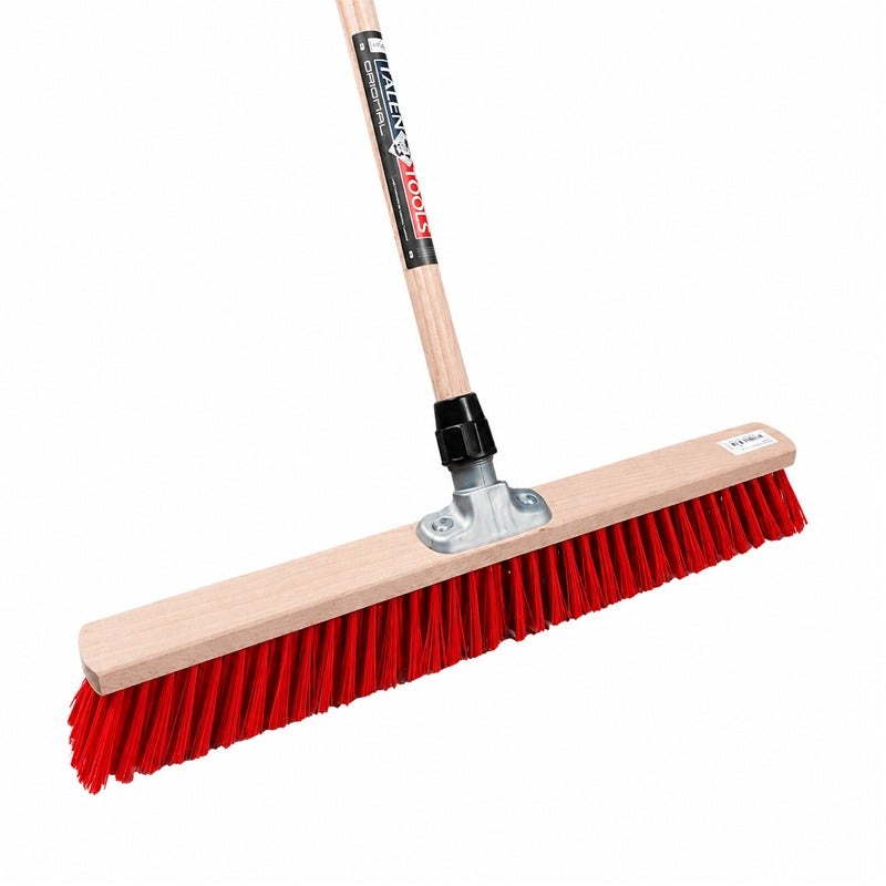 Straatbezem 60cm nylon rood met bezemsteel 160 cm