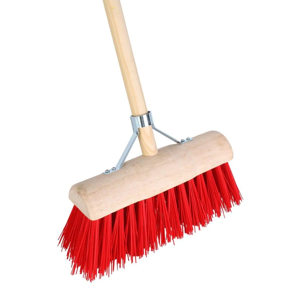 Stadsbezem halfrond nylon rood 31cm met bezemsteel 140 cm