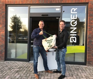 Binqer trots op samenwerking met NoMorePlastic     binqer trots op samenwerking met nomoreplastic