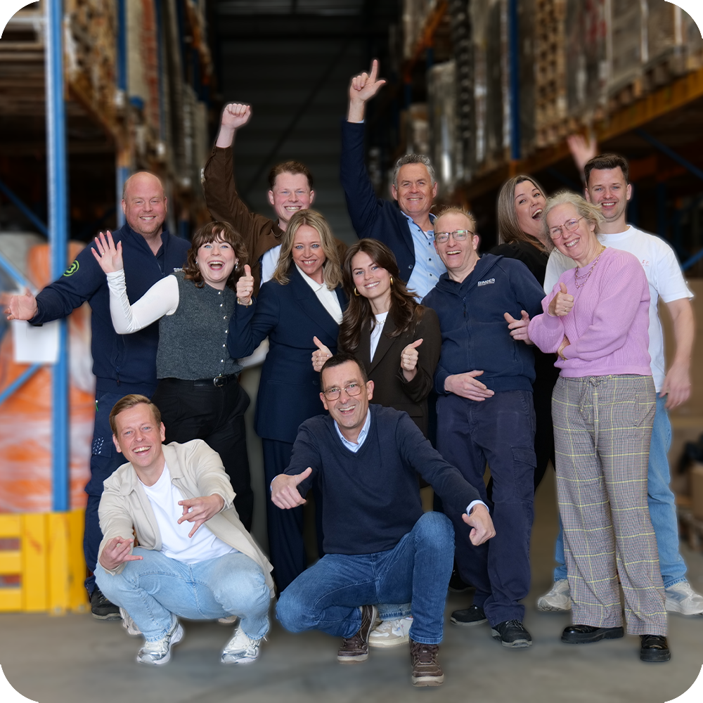 Afbeeldingen van het magazijn, kantoor en google maps